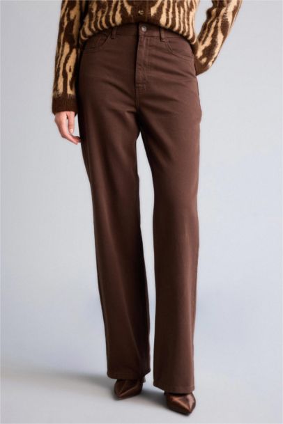 Straight Fit Regular Hem Gabardine Trousers