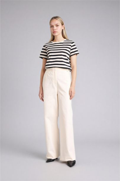 Straight Fit Regular Hem Double Pocket Gabardine Trousers