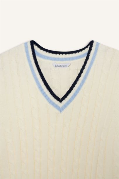 فيست تريكو جيليه بياقة V أولادي