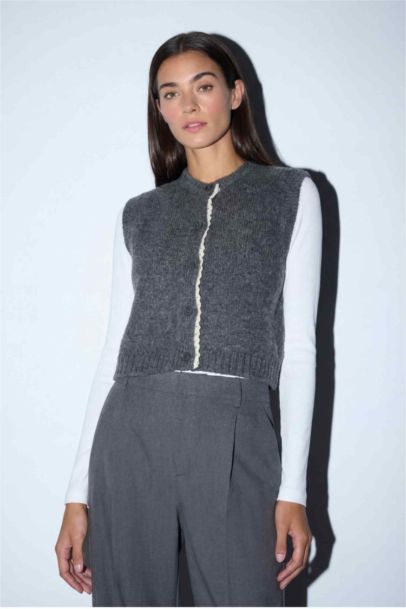 Oversize Fit Crew Neck Vest