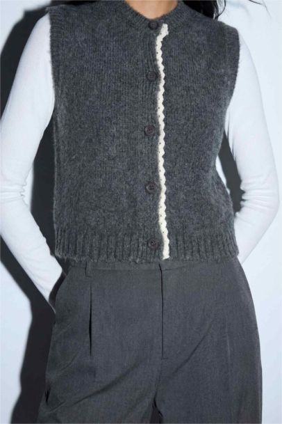 Oversize Fit Crew Neck Vest