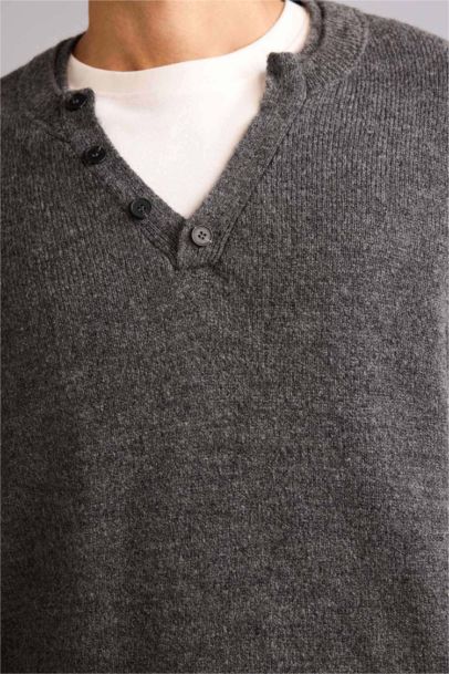 Standard Fit Knitwear Pullover