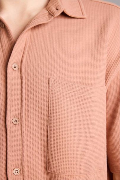 Man Short Sleeve Shirt