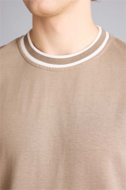 Man Short Sleeve T-Shirt