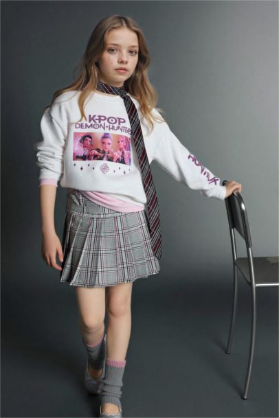 سويت شيرت بناتي قصة مريحة من فرقة كيبوب ديمون هانترز