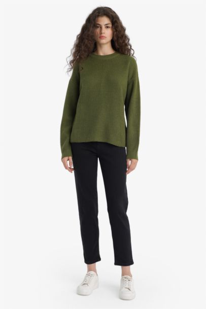 Pull basique en maille selanik à col rond Coupe régulière