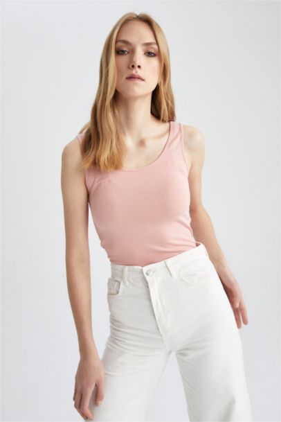 Slim Fit Crew Neck Singlet