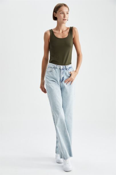 Slim Fit Crew Neck Singlet