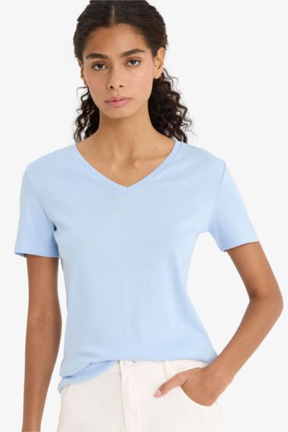 تيشيرت بيزك سادة مضلع سليم فيت بياخة V