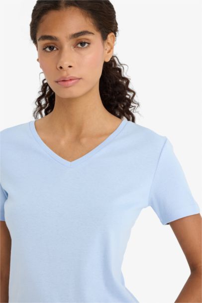 تيشيرت بيزك سادة مضلع سليم فيت بياخة V