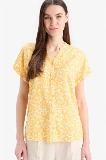 Regular Fit Crew Neck Short Sleeve Shirt