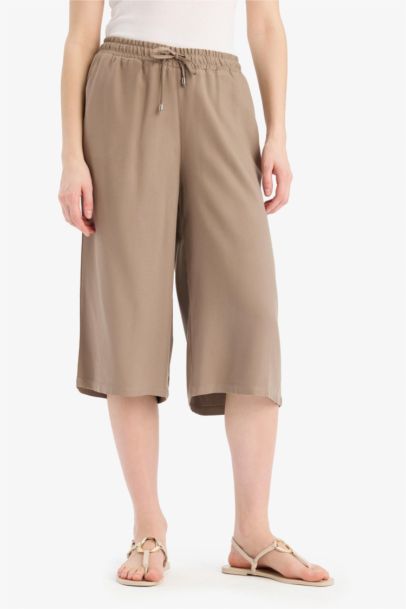 High Waist Crop Fit Belmando Capri