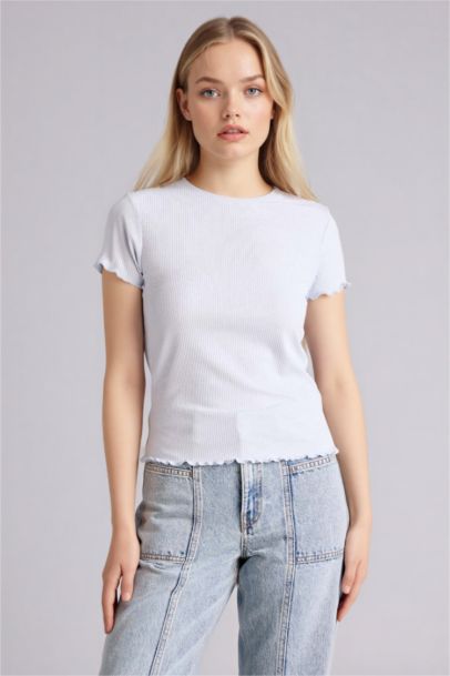 Woman Short Sleeve T-Shirt