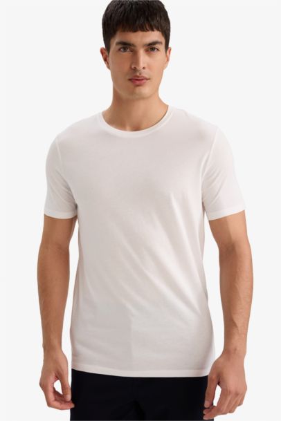 Футболка Slim Fit