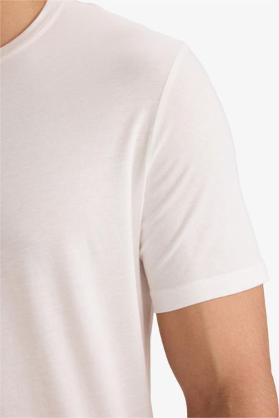 Футболка Slim Fit