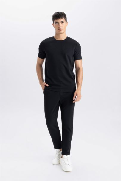 تيشيرت سادة بيزك سليم فيت برقبة مستديرة