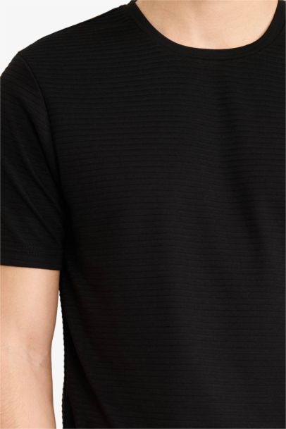 Облегающая футболка Slim Fit с круглым вырезом и коротким рукавом