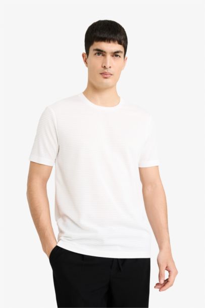 Облегающая футболка Slim Fit с круглым вырезом и коротким рукавом