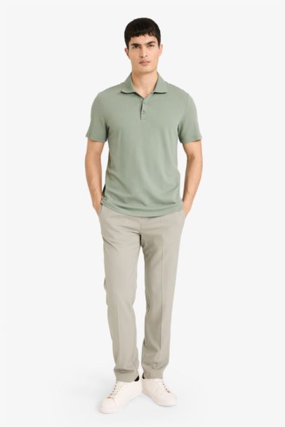 Базовая футболка поло приталенного кроя