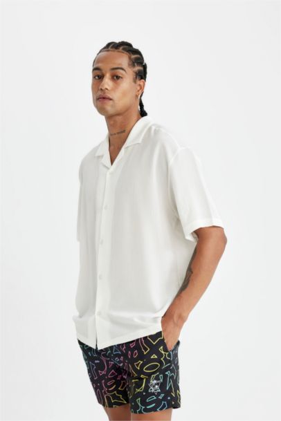 شورت بحر قصير منقوش