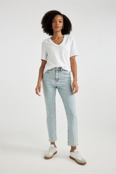 Regular Fit V Neck Cotton Basic Short Sleeve T-Shirt