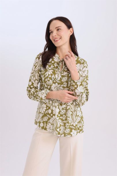 Regular Fit Crew Neck Printed Long Sleeve Blouse
