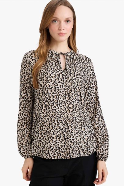 Regular Fit Crew Neck Printed Long Sleeve Blouse