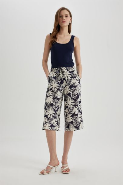 High Waist Crop Fit Viscose Capri