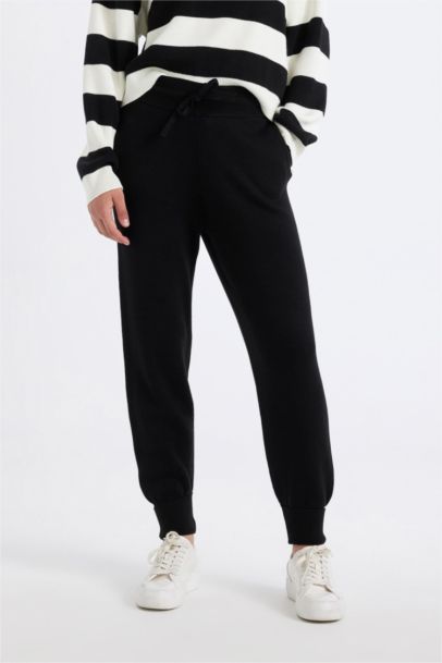 Pantalon Jogging en tricot basique taille élastique avec lacet