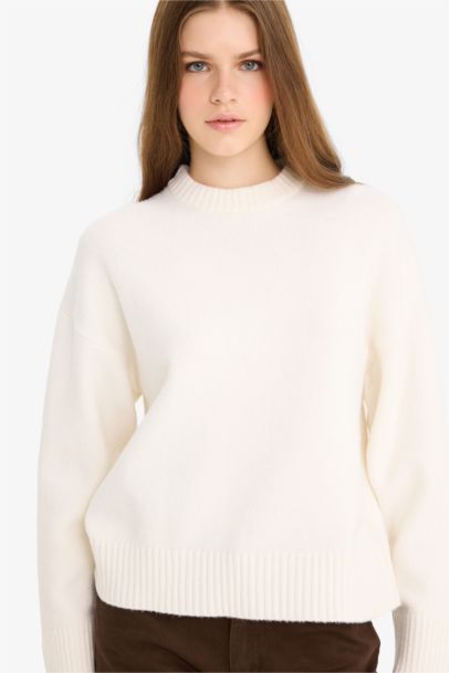 Oversize Loose Fit Crew Neck Knit Pullover