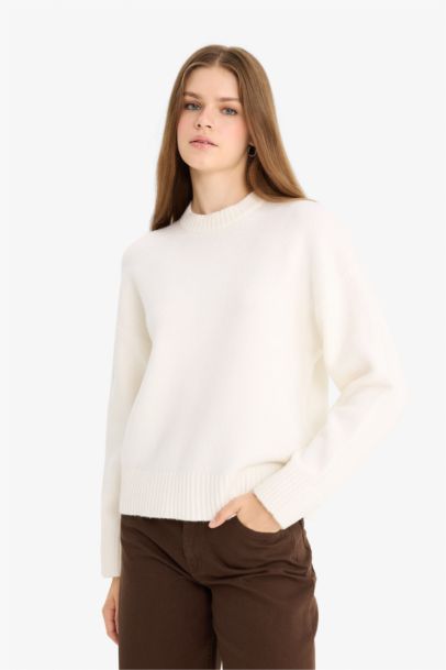 Oversize Loose Fit Crew Neck Knit Pullover