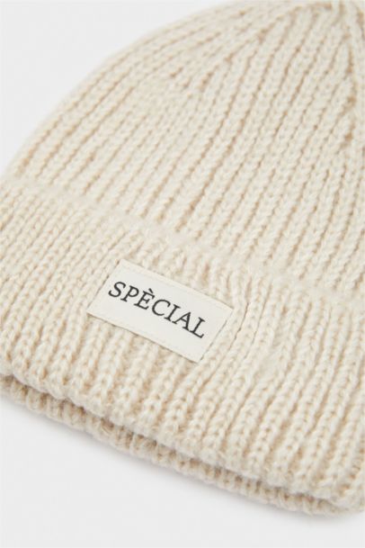 Woman Winter Beanie