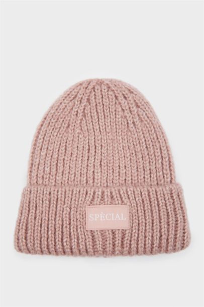 Woman Winter Beanie