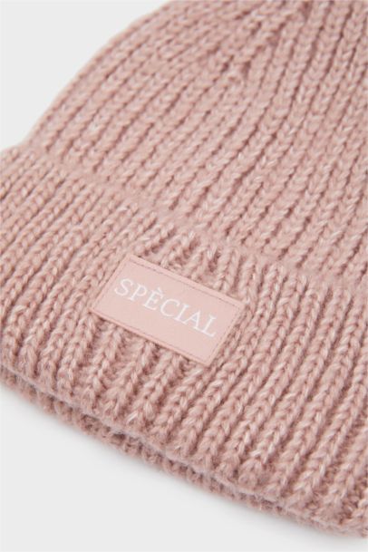 Woman Winter Beanie