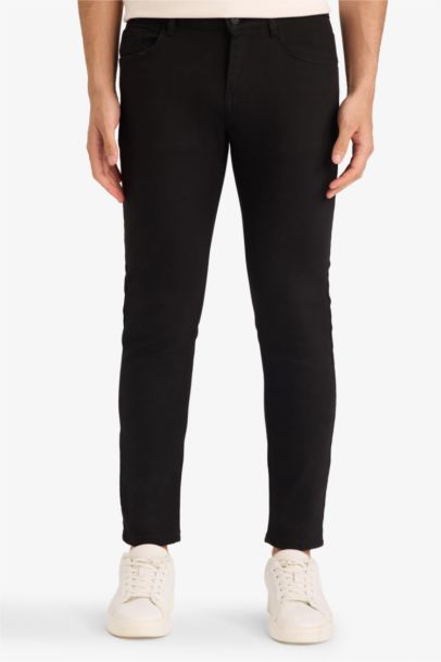 بنطلون جينز كارلو سكيني فيت برجل ضيقة