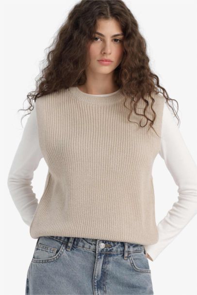 Pull sans manches en tricot oversize à col rond