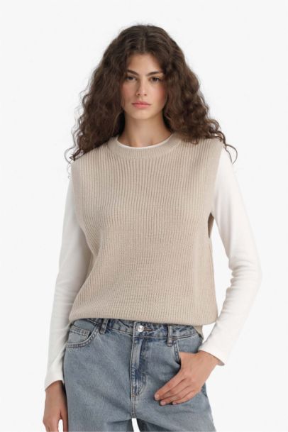 Pull sans manches en tricot oversize à col rond
