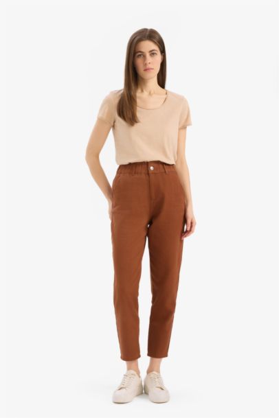 Paperbag Fit With Pockets Gabardine Trousers