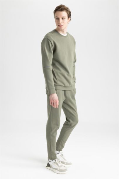 Slim Fit Sports Jogger