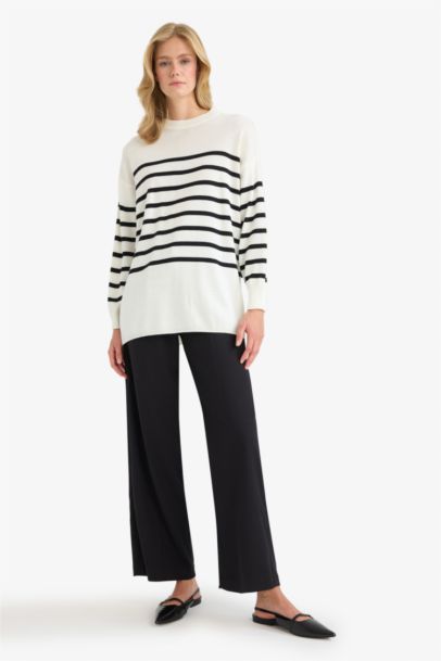 Relax Fit Crew Neck Striped Knit Tunic
