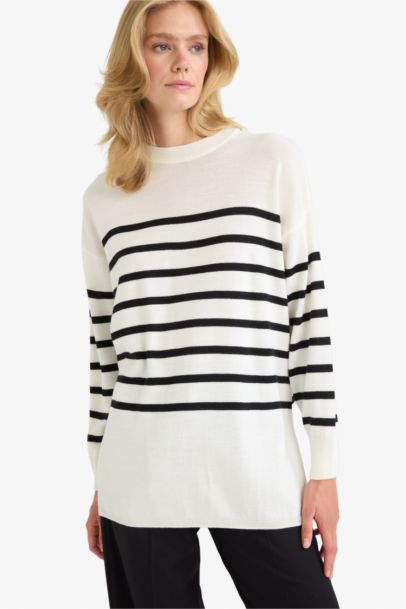 Relax Fit Crew Neck Striped Knit Tunic