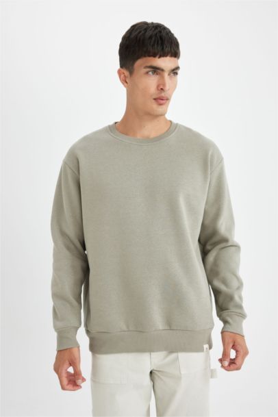 Oversize Fit Crew Neck Thick Basic Sweatshirt