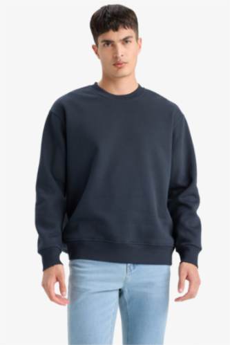 سويت شيرت قصة مريحة بياقة مستديرة