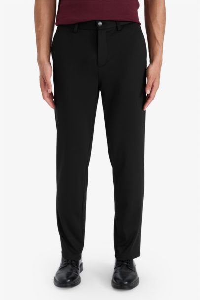 بنطلون قصة عادية ضيقة برجل عادية