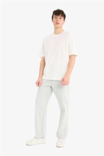 %100 Pamuk Oversize Geniş Kalıp Bisiklet Yaka Basic Düz Kısa Kollu Beyaz Tişört