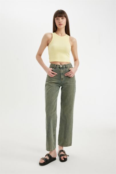 Fitted Halter Neck Ribbed Camisole Crop Top