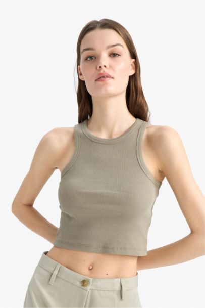 Slim Fit Camisole Halter Collar Tank Top