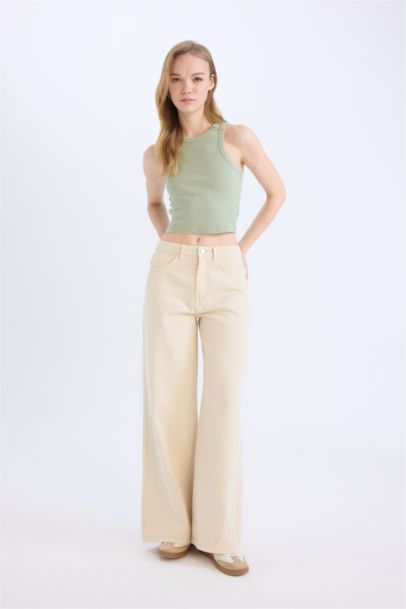 Slim Fit Camisole Halter Collar Tank Top