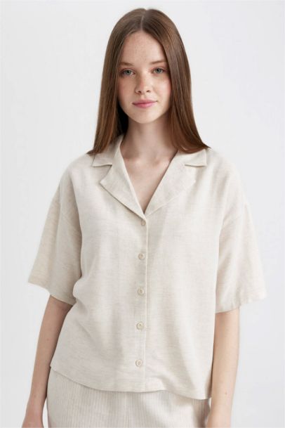 Chemise oversize en lin mélangé à manches courtes