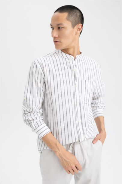 Chemise À Manches Longues Et Col Montant De Coupe Moderne